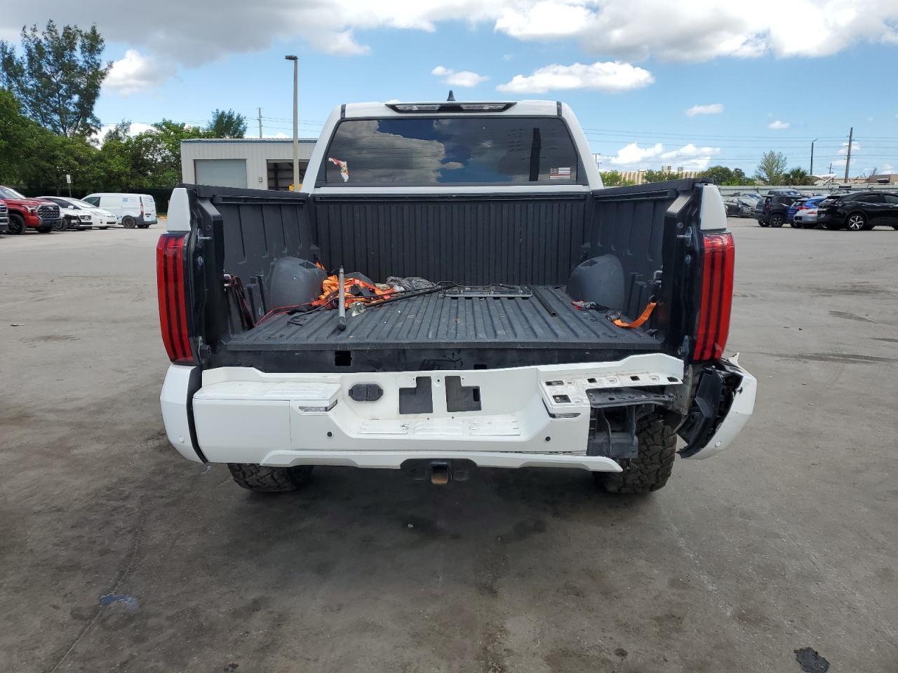 2025 Toyota Tundra Crewmax Sr - Фото 6