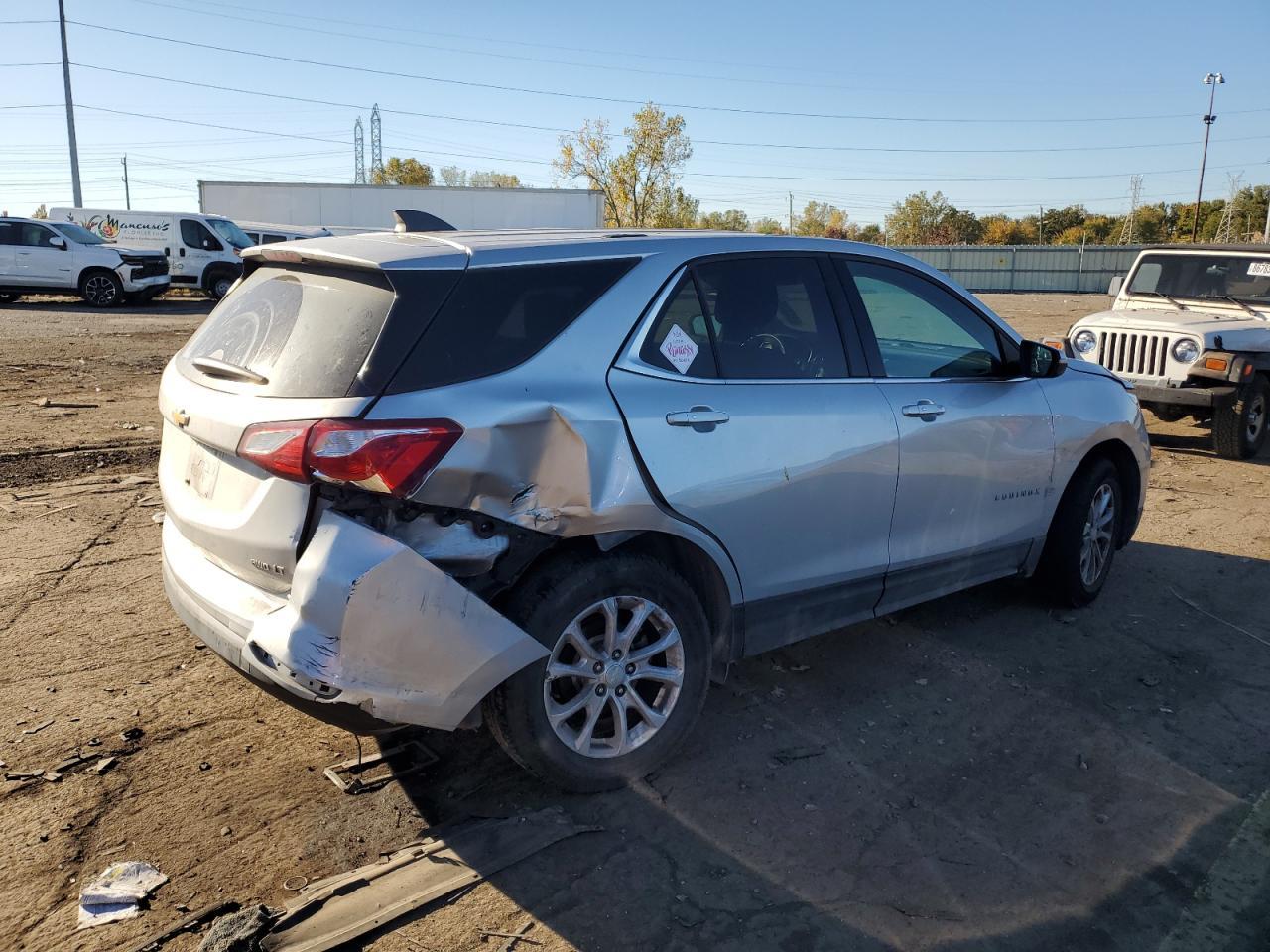 2018 Chevrolet Equinox Lt - Фото 3