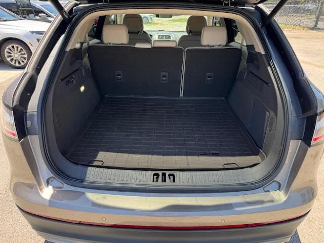 2020 Lincoln Nautilus - Image 6