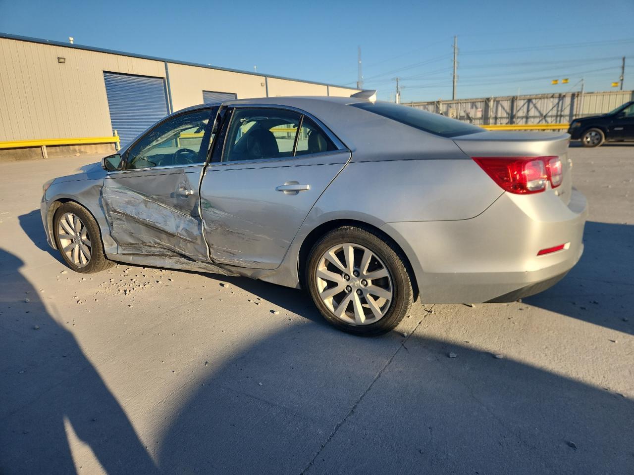 2015 Chevrolet Malibu 2Lt - Image 2