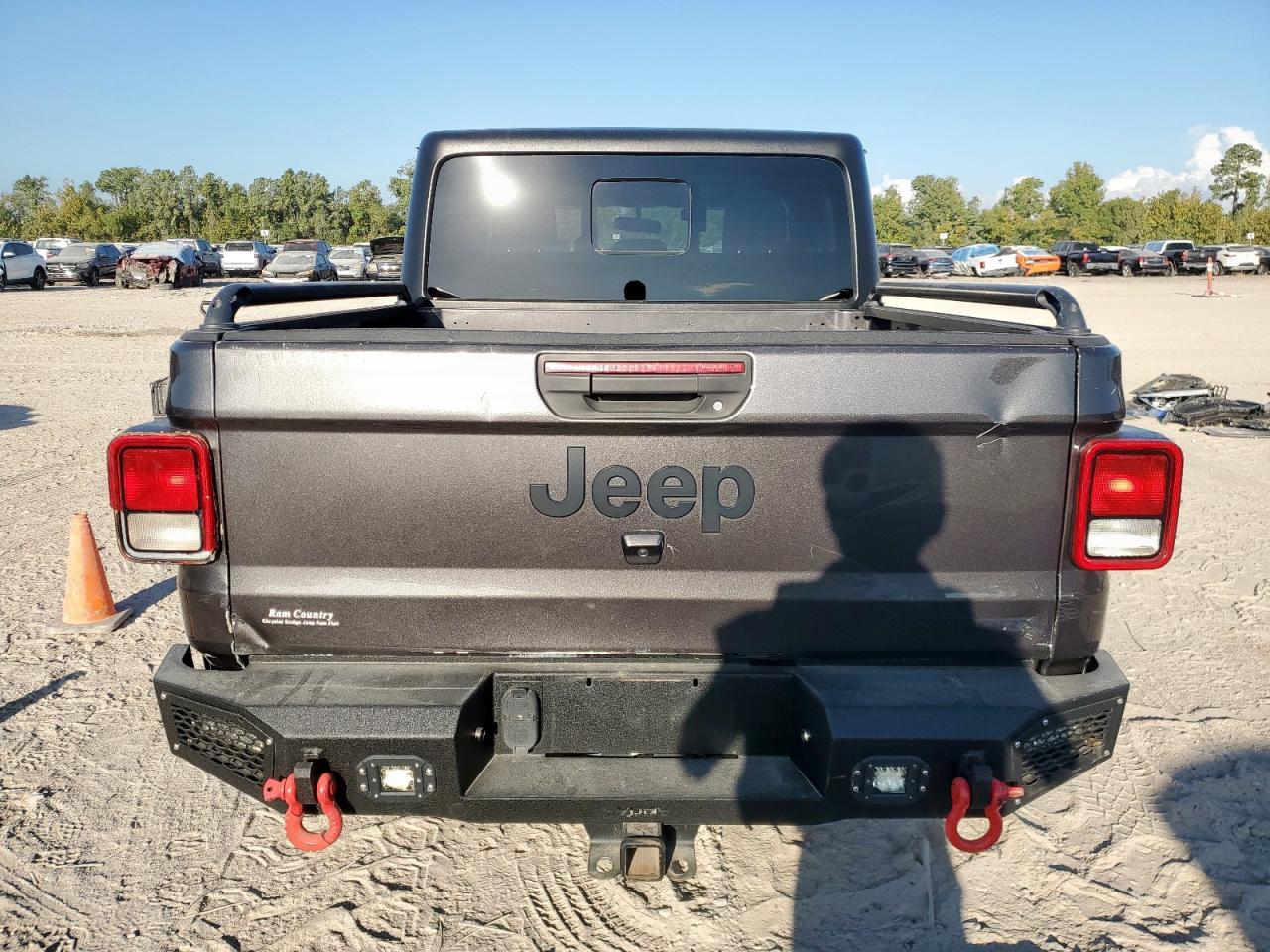 2020 Jeep Gladiator Sport - Фото 6