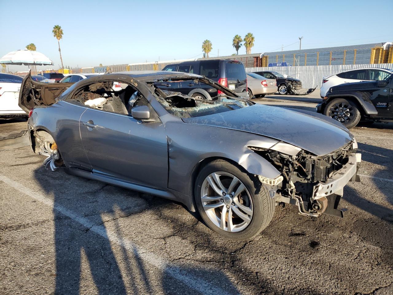 2009 Infiniti G37 Base - Image 4