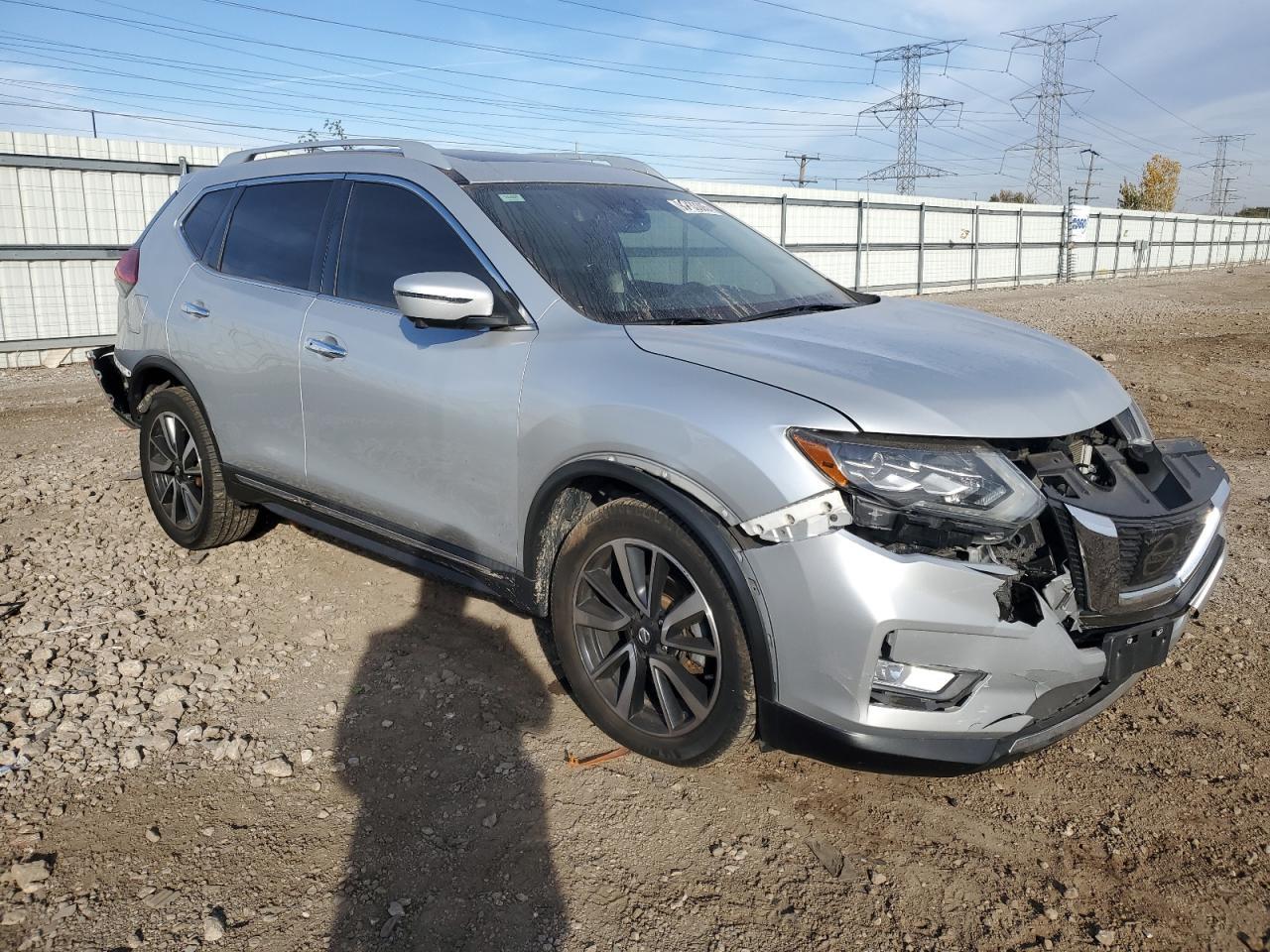 2017 Niss Rogue - Image 4