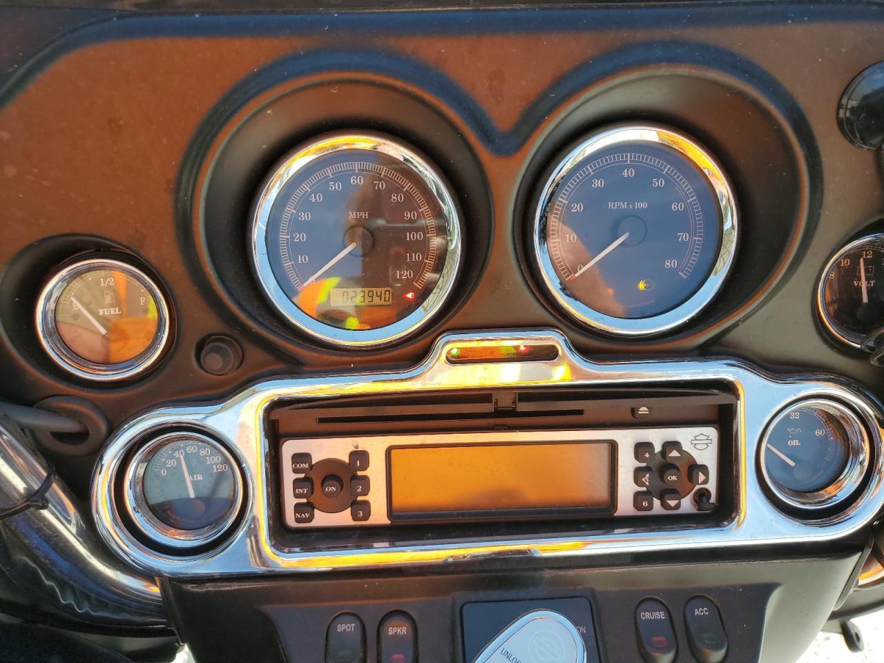 2009 Harley-Davidson Flhtcu - Фото 7