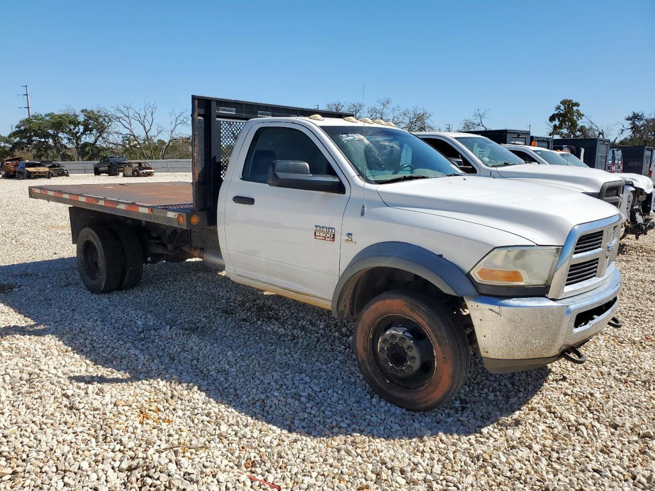 2012 Dodge Ram 5500Hd Flatbed Truck - Фото 4