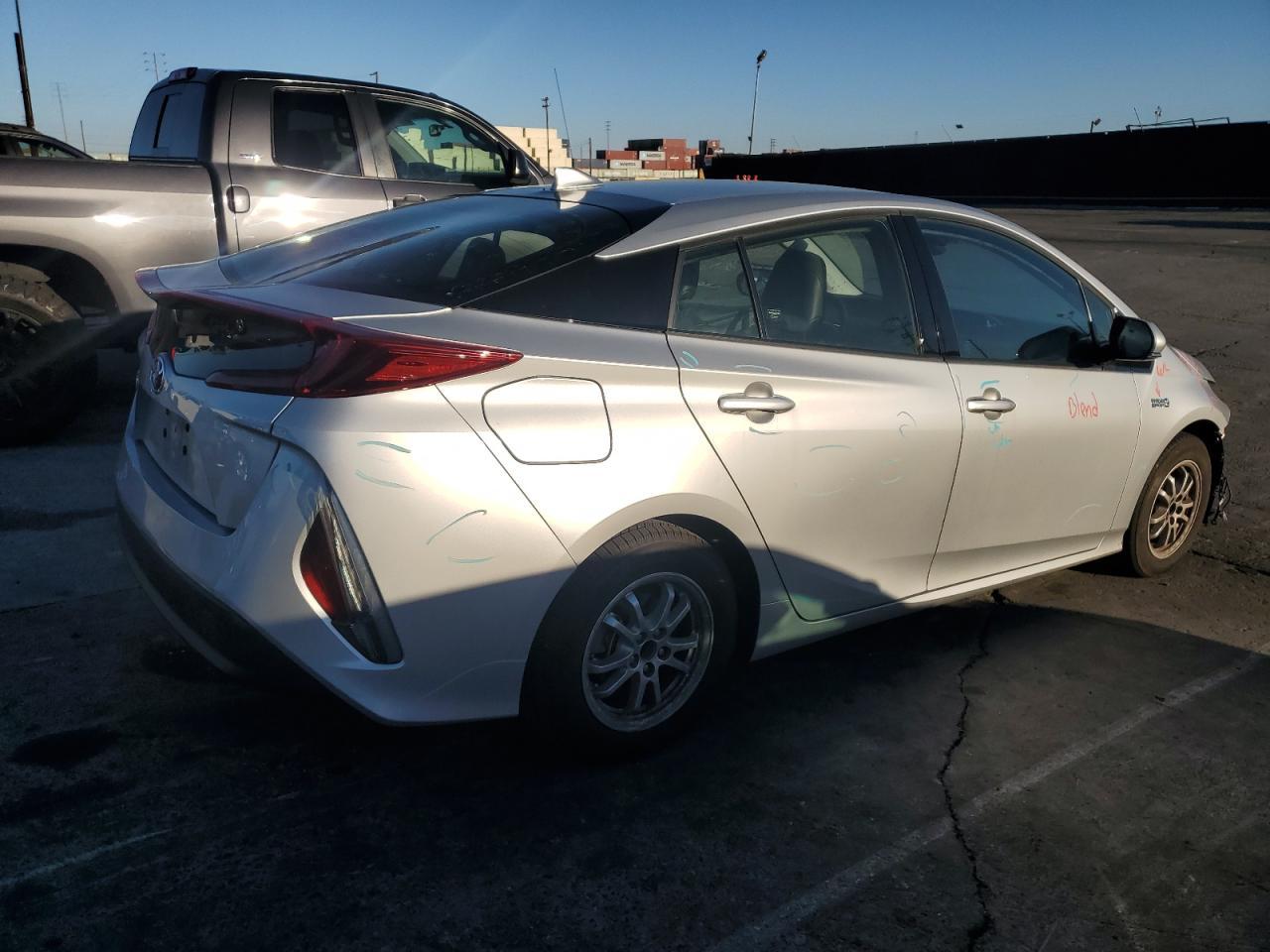 2017 Toyota Prius Prime - Image 3