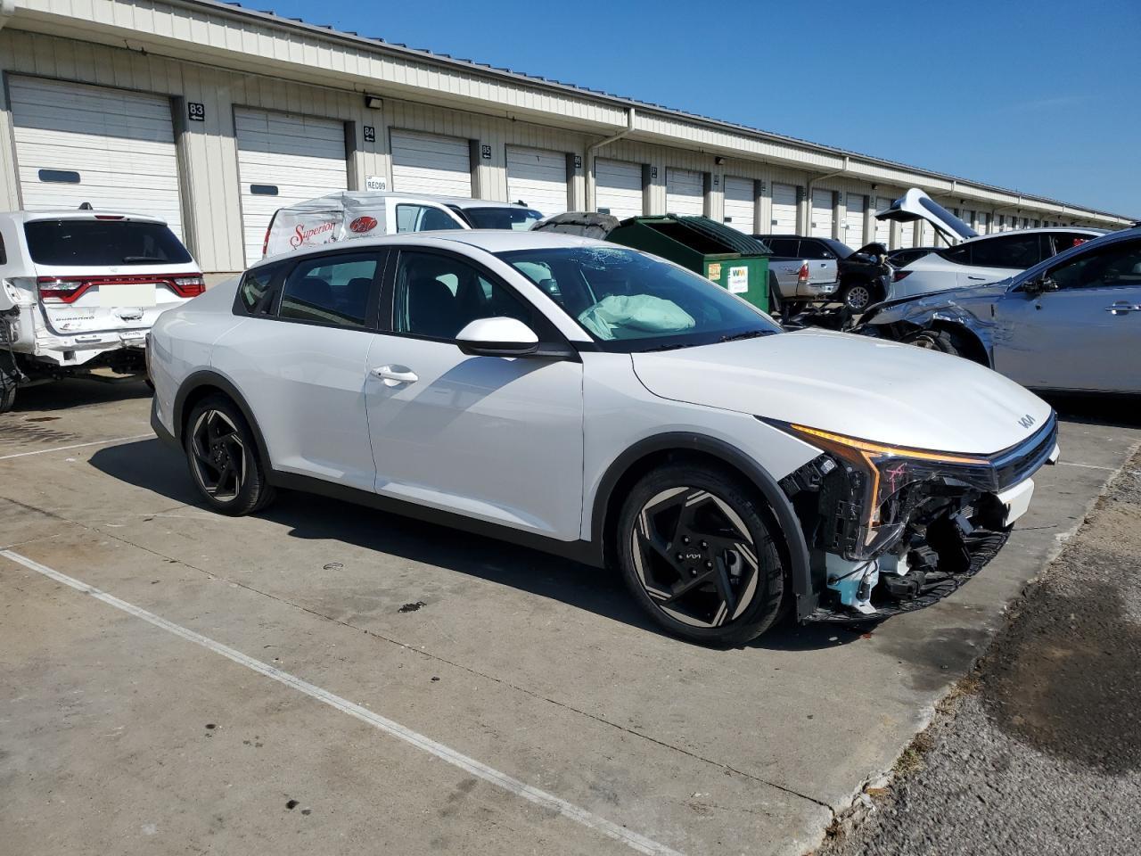 2025 Kia K4 Ex - Image 4