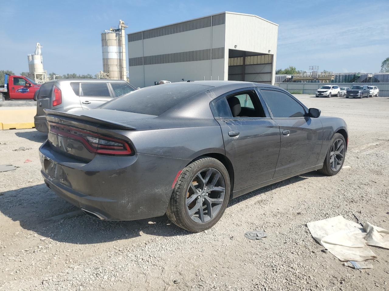 2021 Dodge Charger Sxt - Image 3