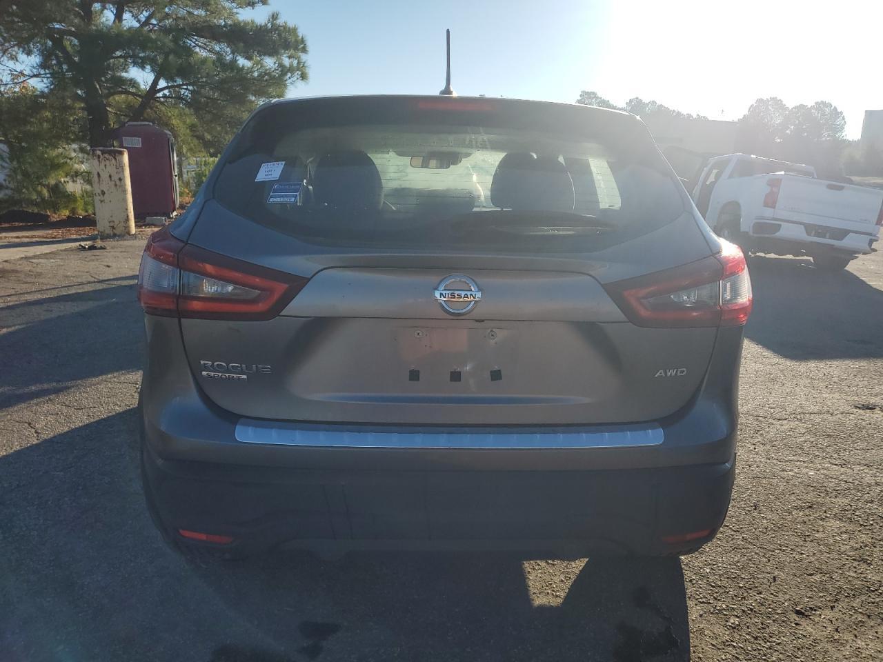 2020 Nissan Rogue Sport S - Фото 6