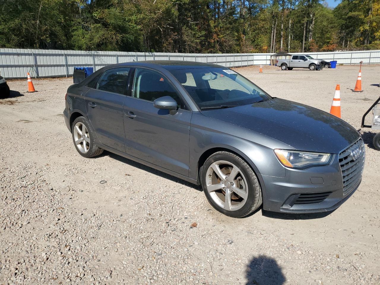 2015 Audi A3 Premium - Image 4