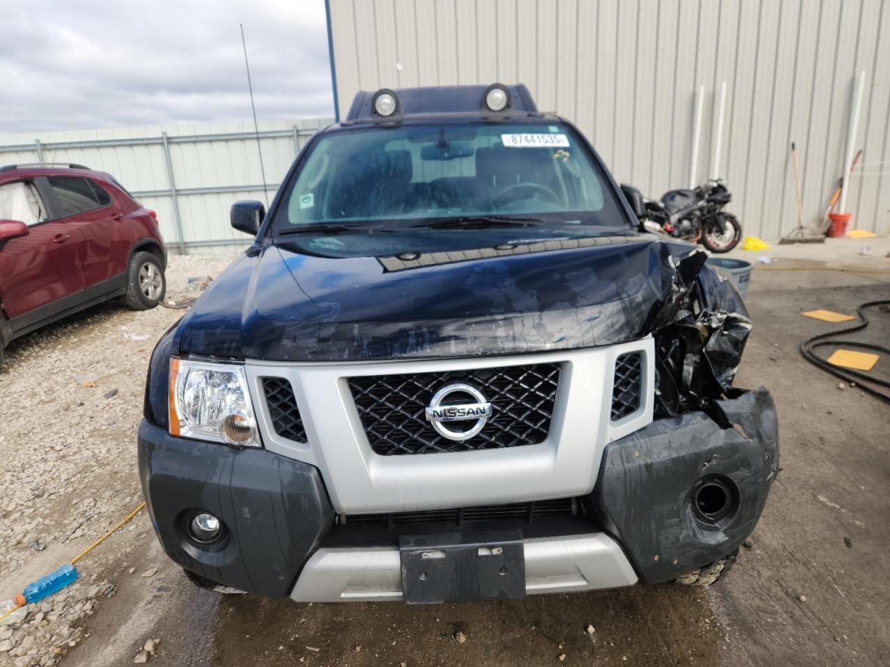 2012 Nissan Xterra Off Road - Image 5