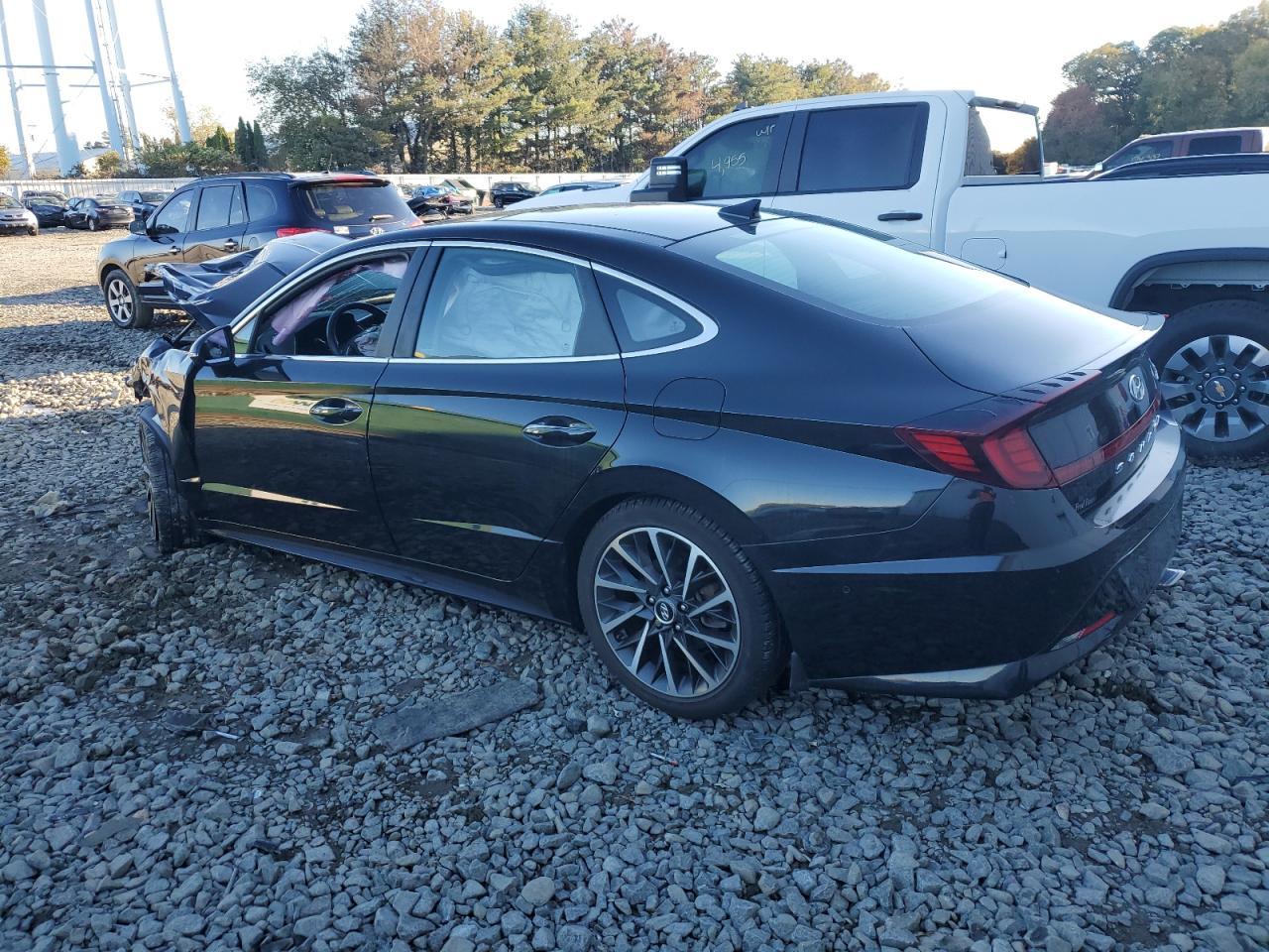 2022 Hyundai Sonata Limited - Image 2