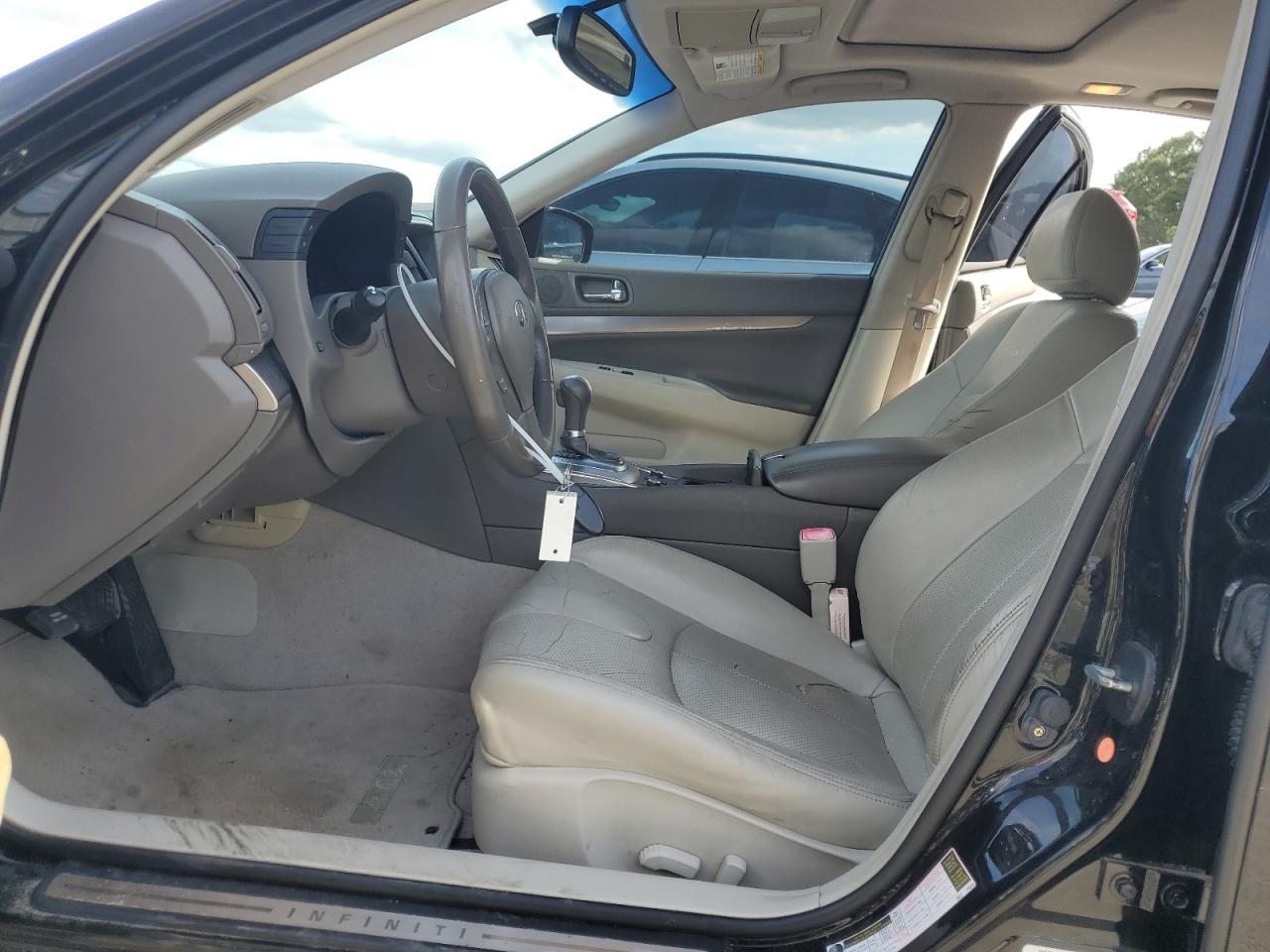 2011 Infiniti G25 - Фото 7