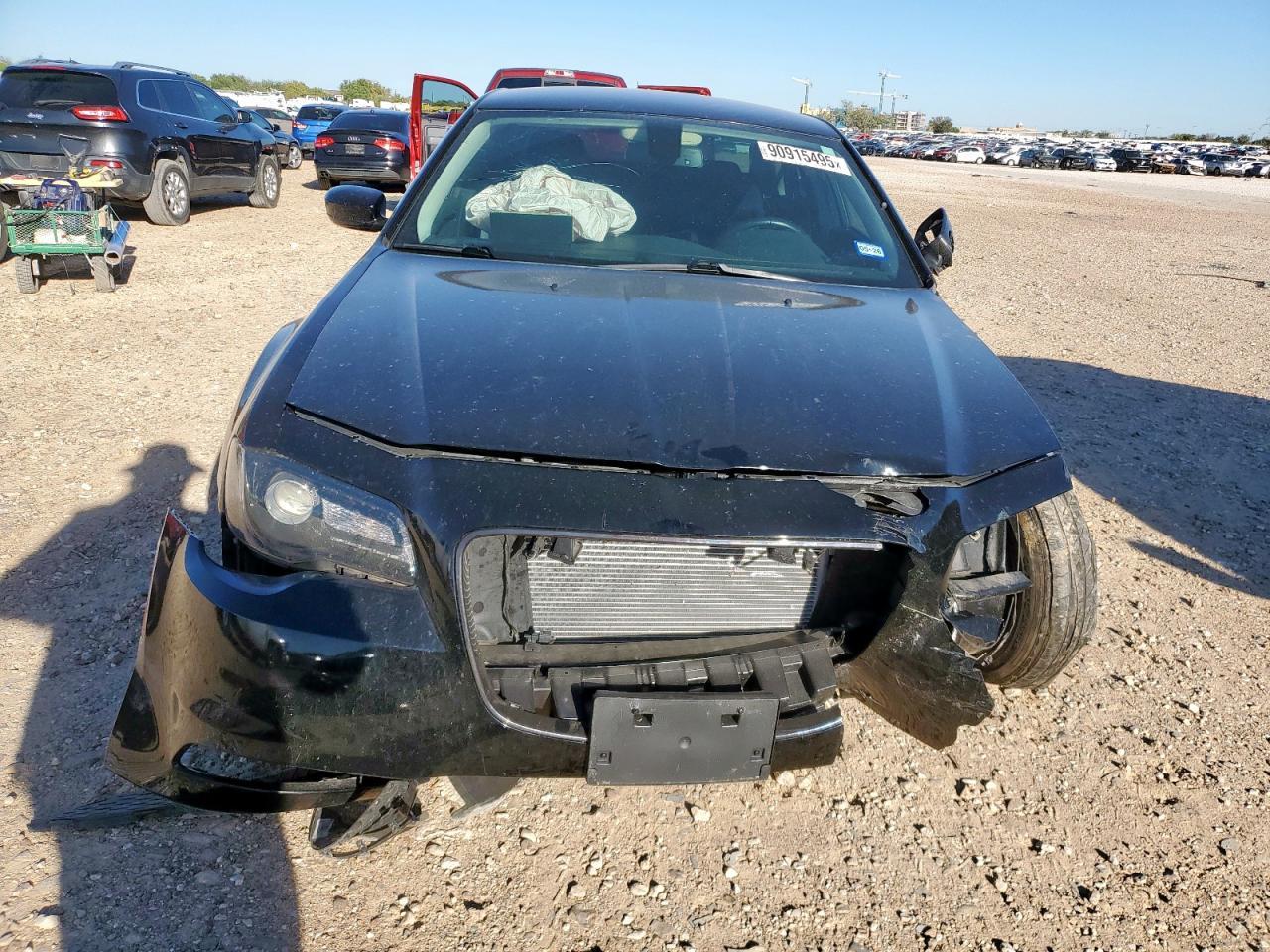 2020 Chrysler 300 Touring - Фото 5