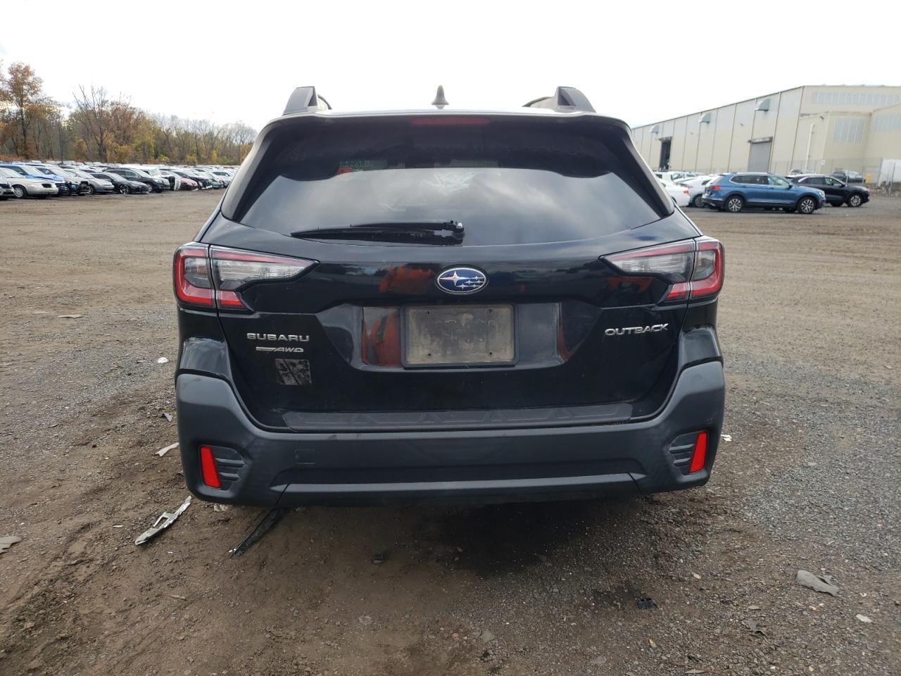 2020 Subaru Outback Premium - Фото 6