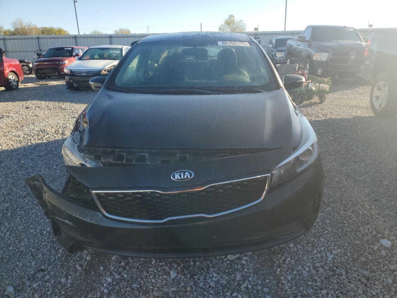 2017 Kia Forte Lx - Image 5