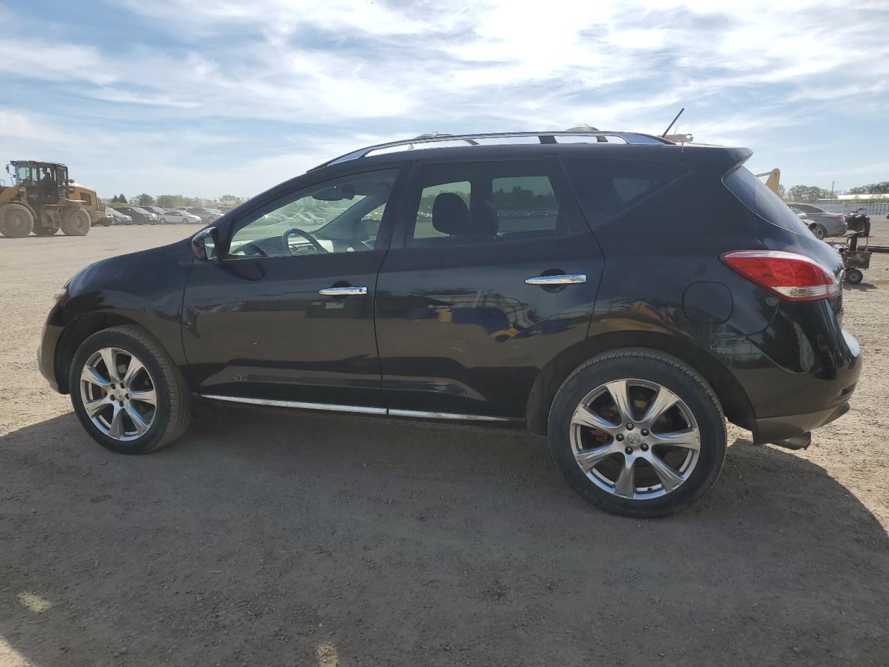 2014 Nissan Murano S - Image 2