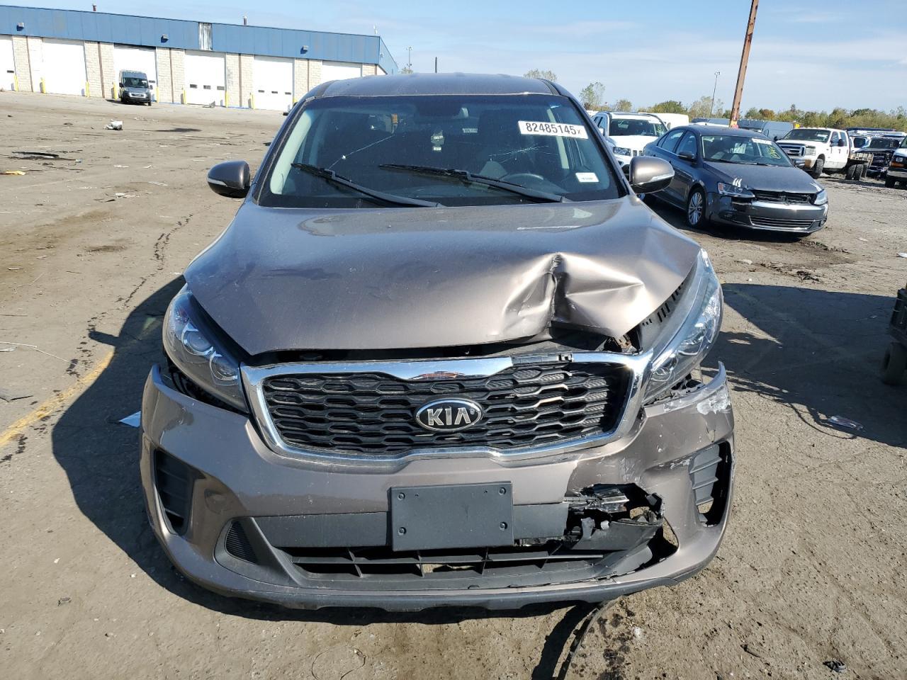 2019 Kia Sorento L - Image 5