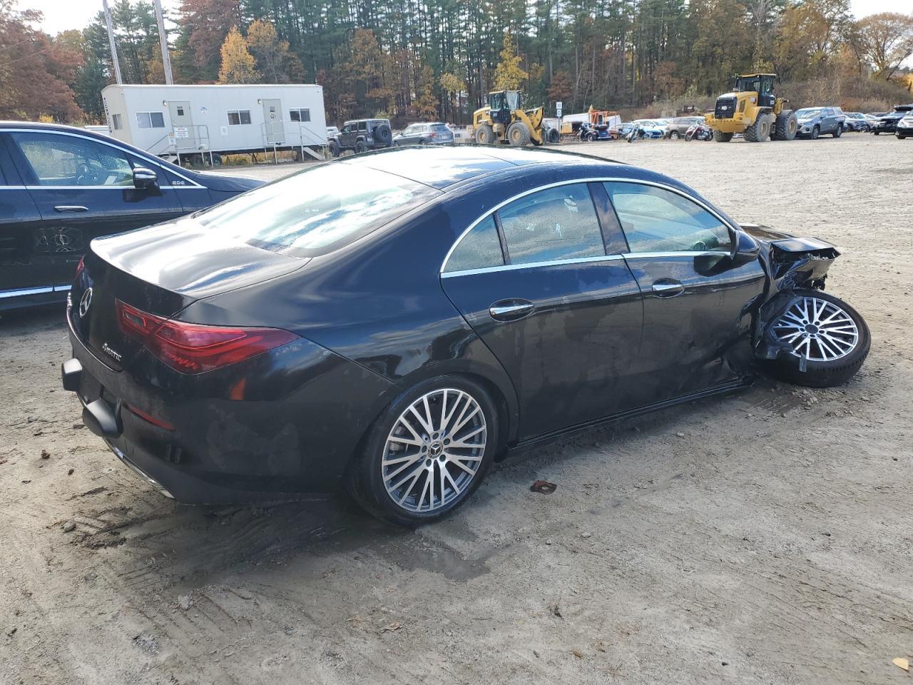 2025 Mercedes-Benz Cla 250 4Matic - Фото 3