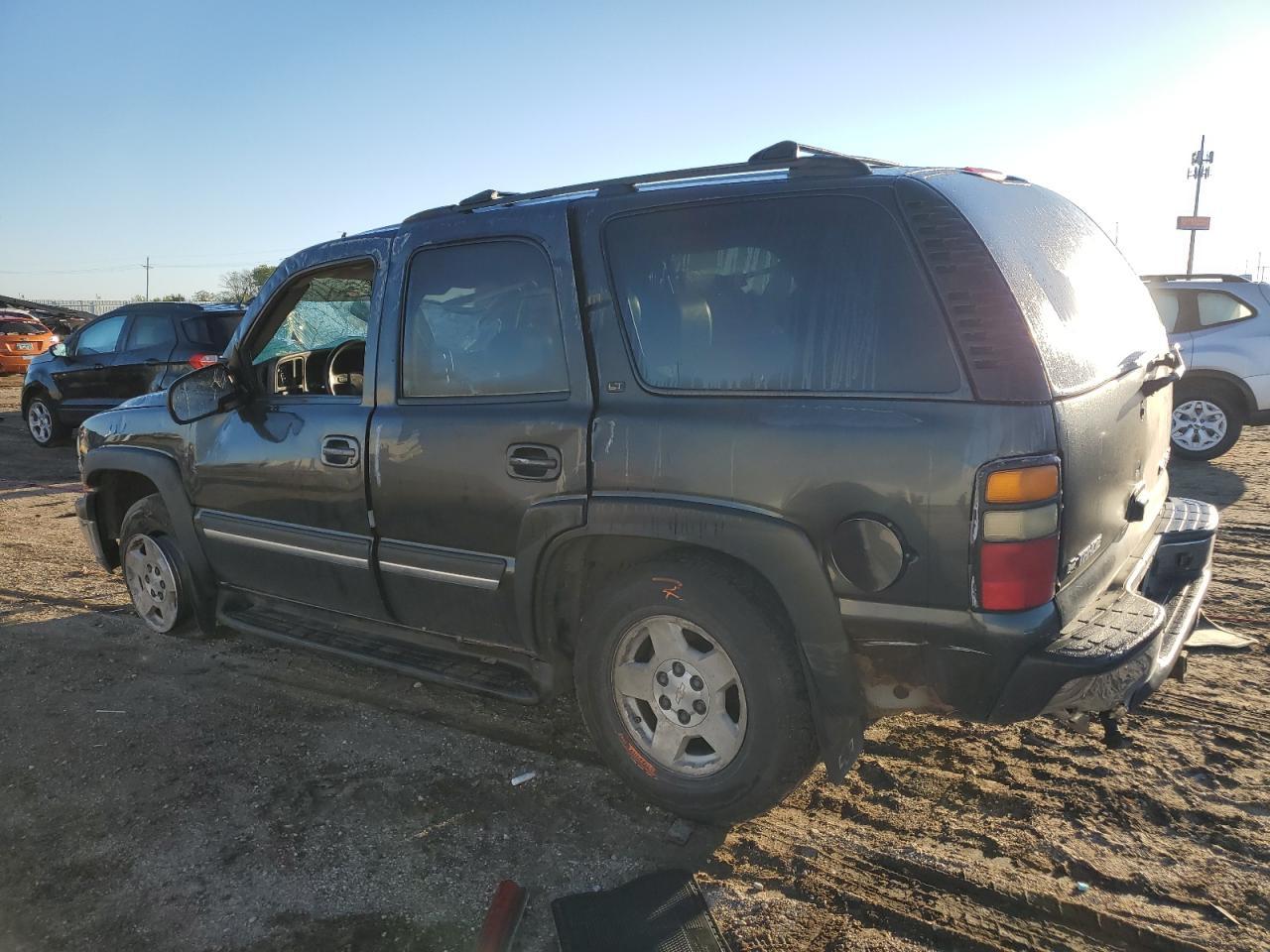 2004 Chevrolet Tahoe K1500 - Image 2