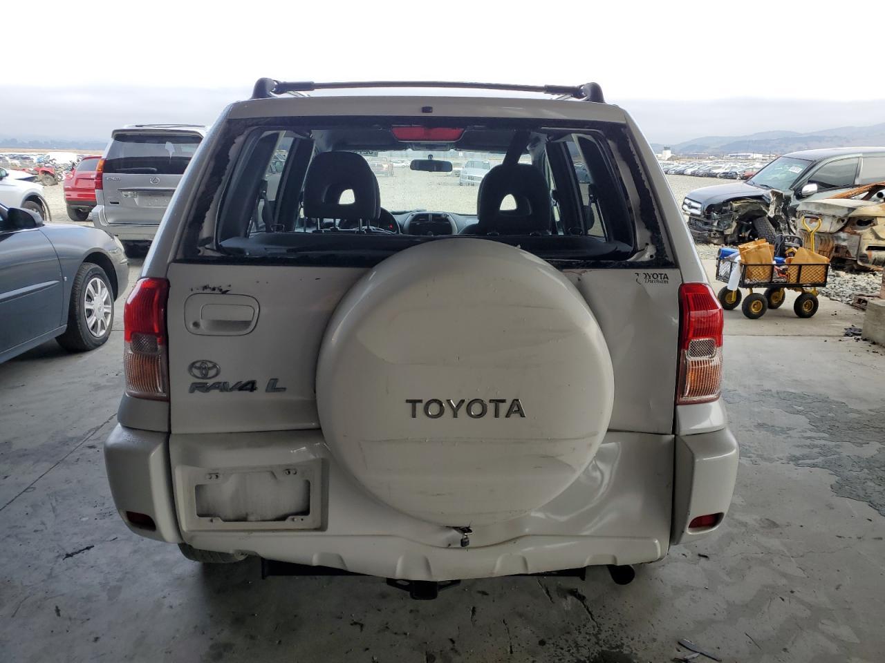 2003 Toyota Rav4 - Фото 6