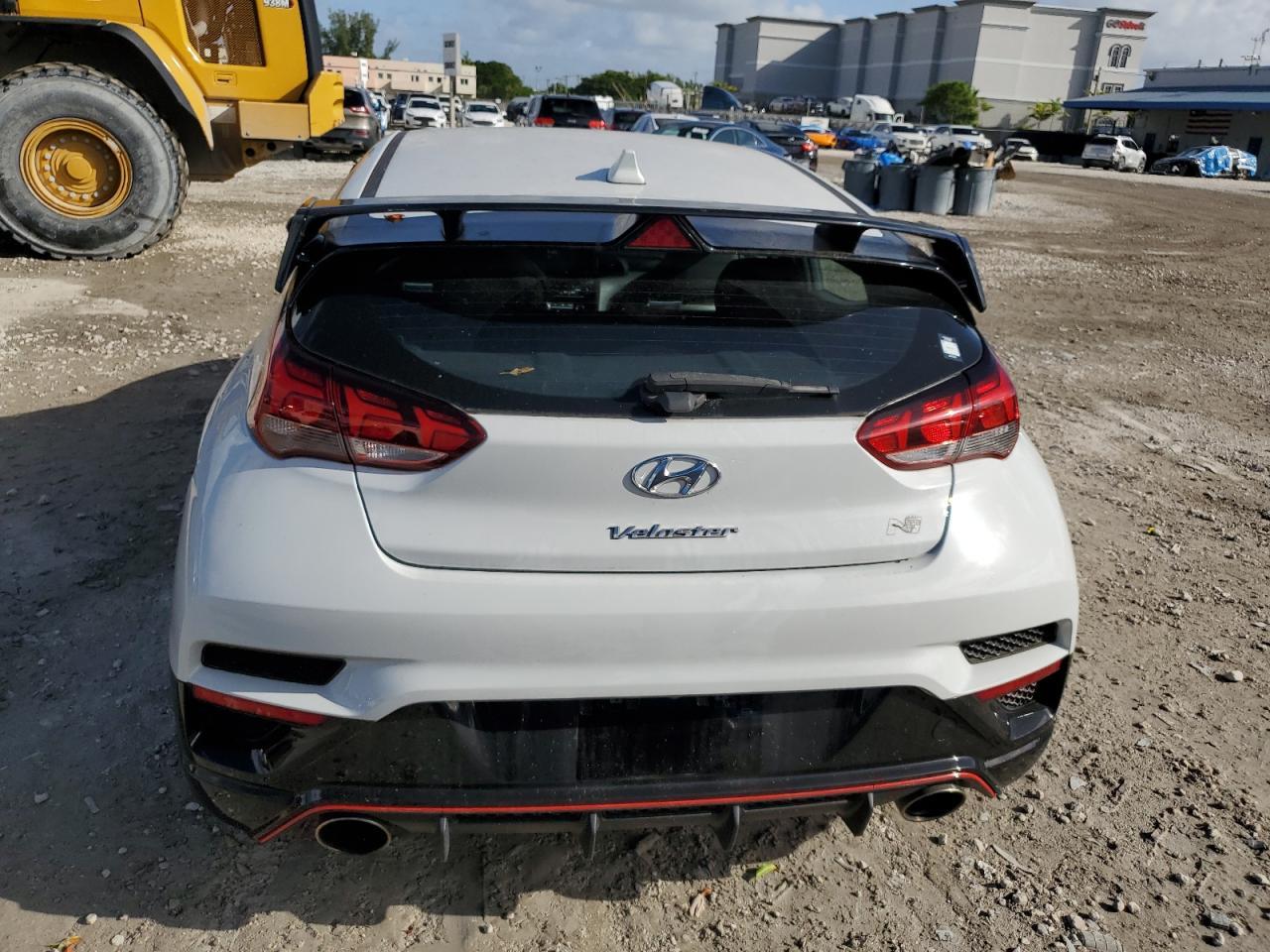 2021 Hyundai Veloster N - Фото 6