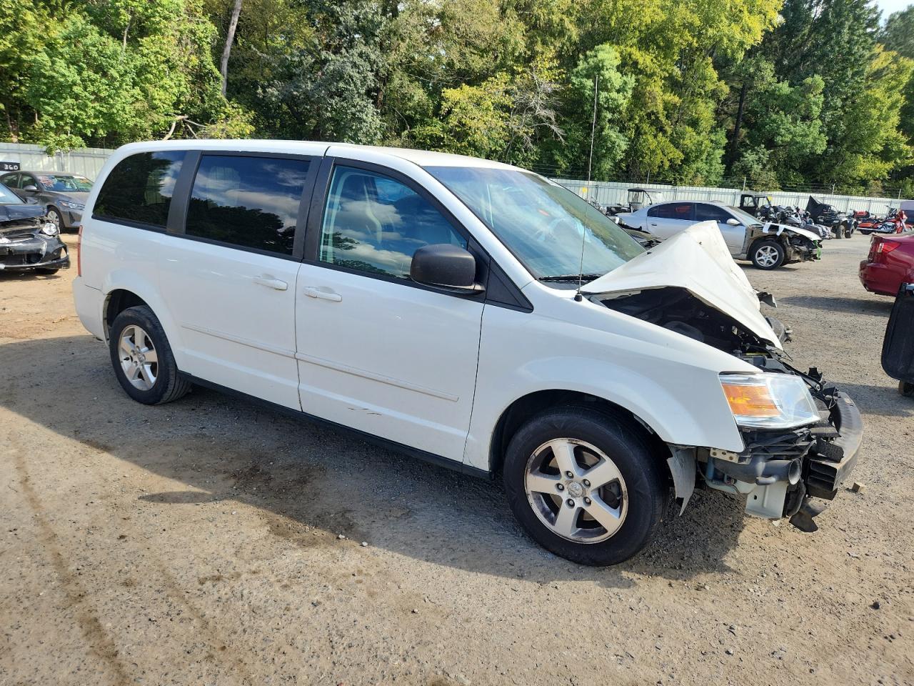 2009 Dodge Grand Caravan Se - Image 4