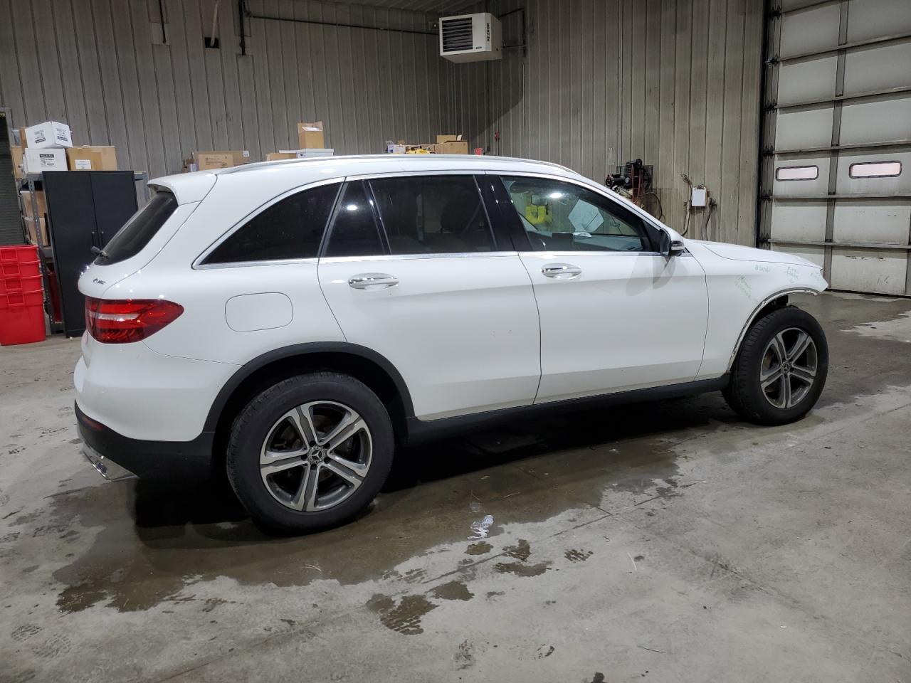 2018 Mercedes-Benz Glc 300 4Matic - Фото 3