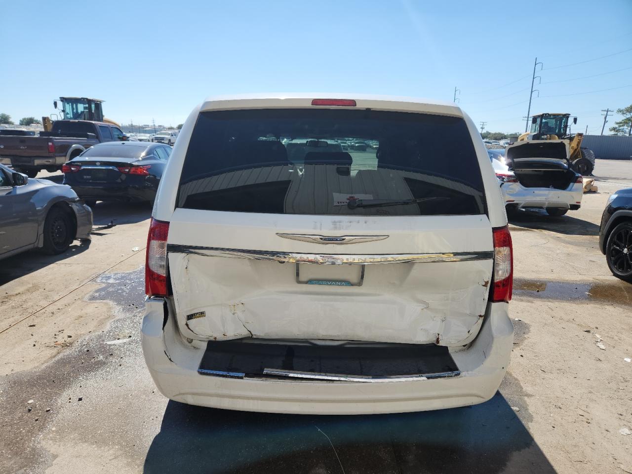 2014 Chrysler Town & Country Touring - Фото 6