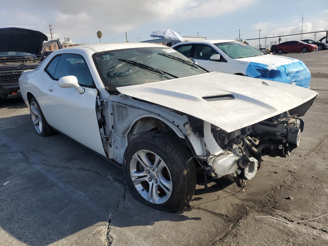 2017 Dodge Challenger Sxt - Image 4