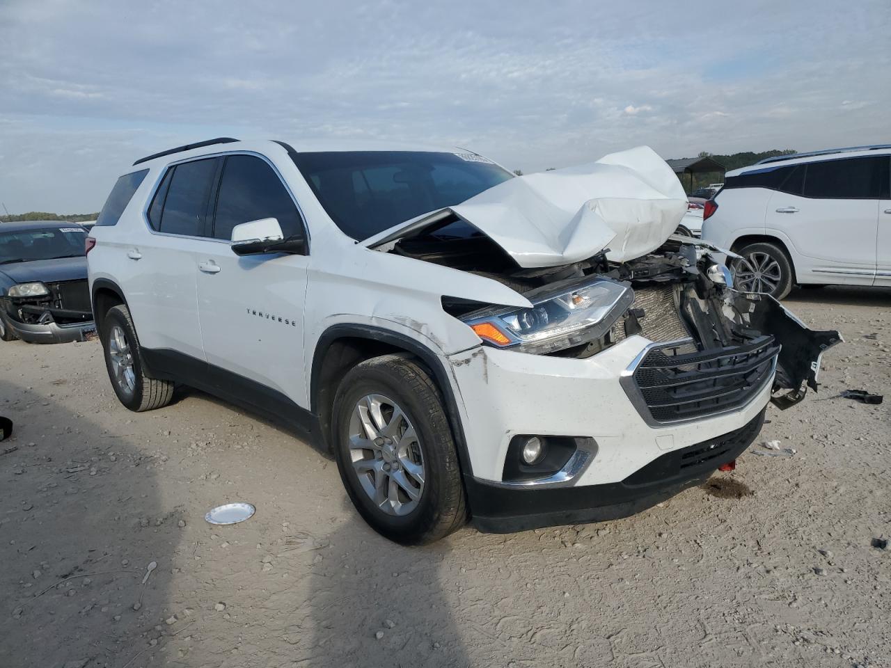 2021 Chevrolet Traverse Lt - Фото 4
