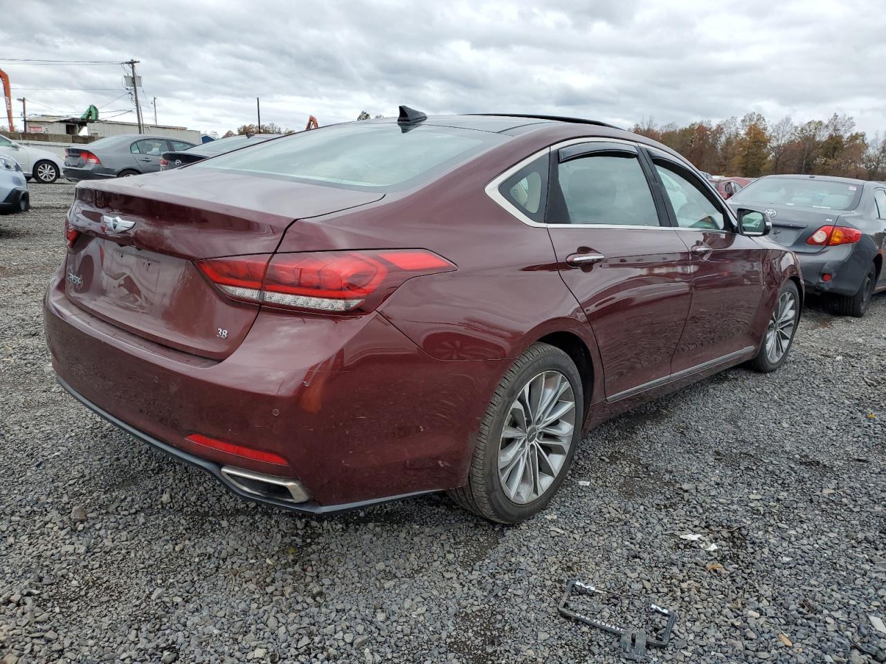 2016 Hyundai Genesis 3.8L - Фото 3