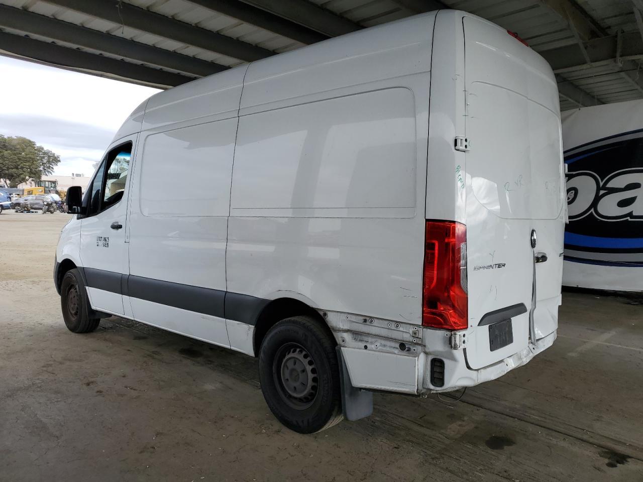2020 Mercedes-Benz Sprinter 2500 - Фото 2