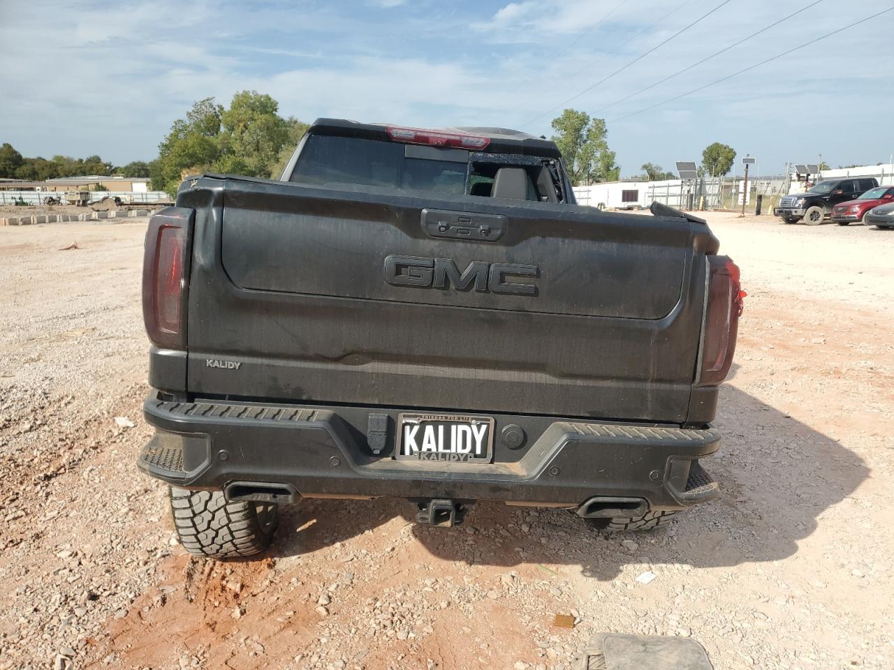 2023 GMC Sierra K1500 At4 - Image 6