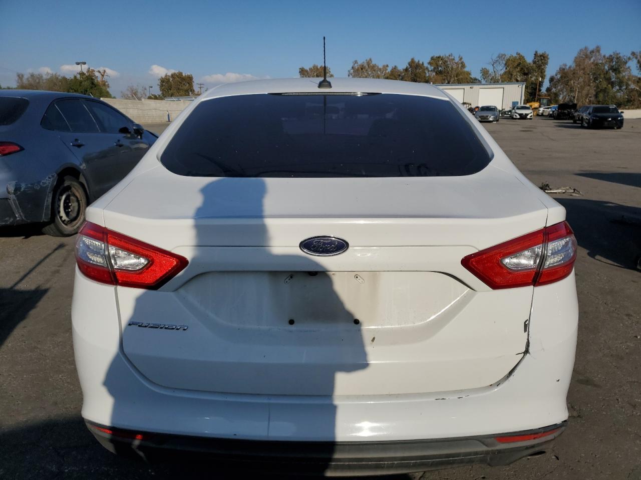 2016 Ford Fusion S - Фото 6