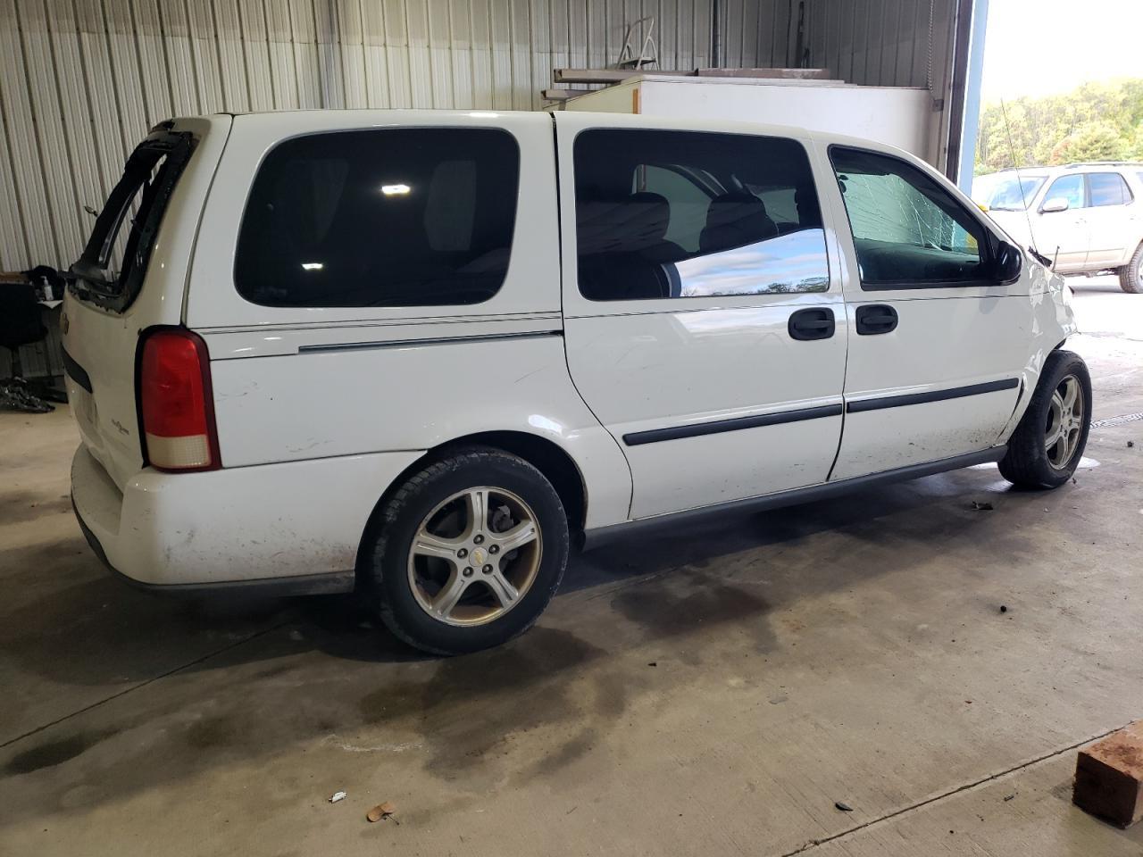 2005 Chevrolet Uplander - Фото 3