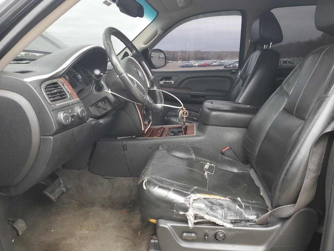 2007 Chevrolet Suburban K1500 - Image 7