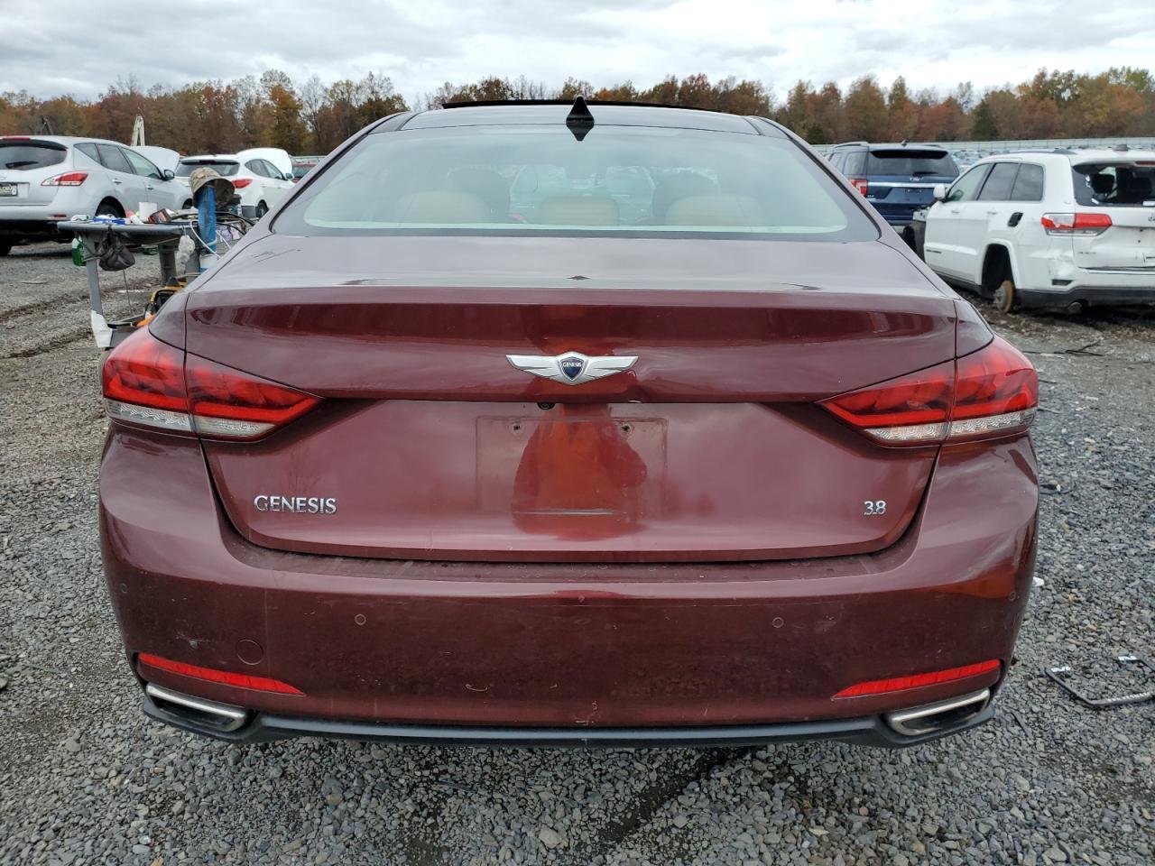 2016 Hyundai Genesis 3.8L - Фото 6