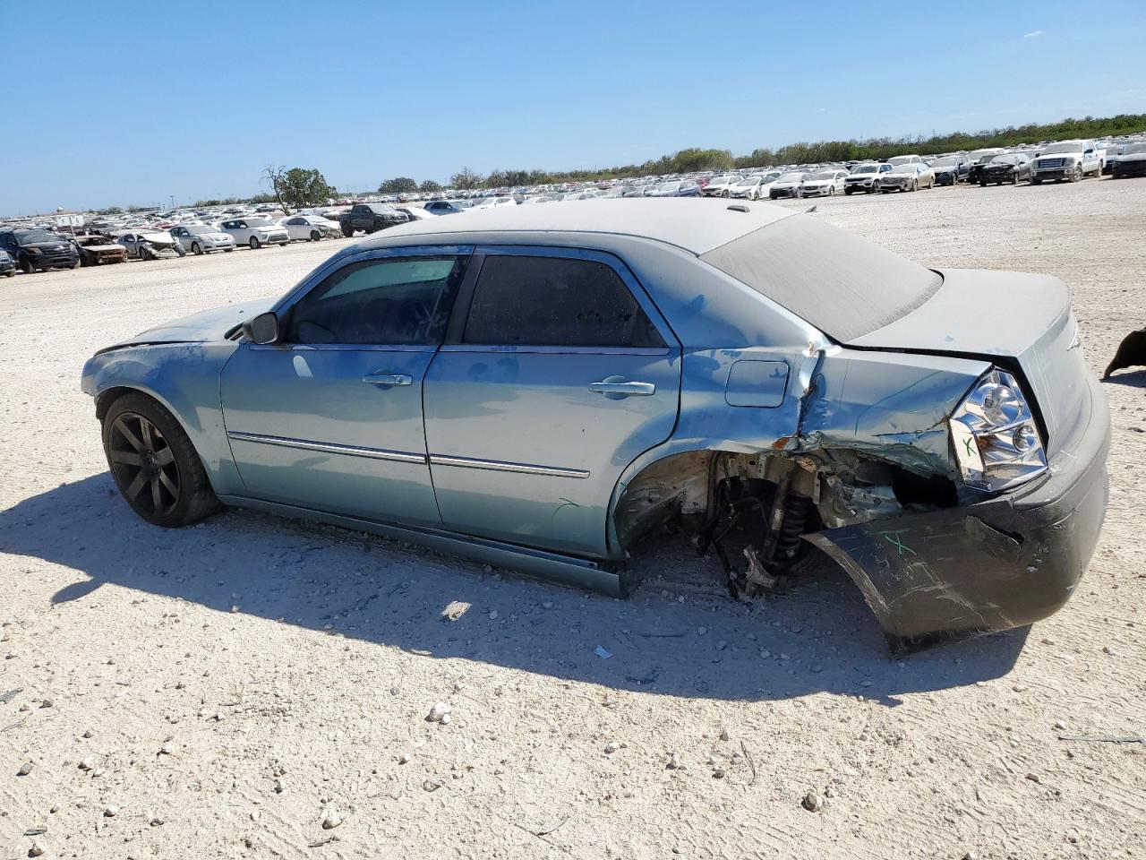 2009 Chrysler 300 Touring - Фото 2