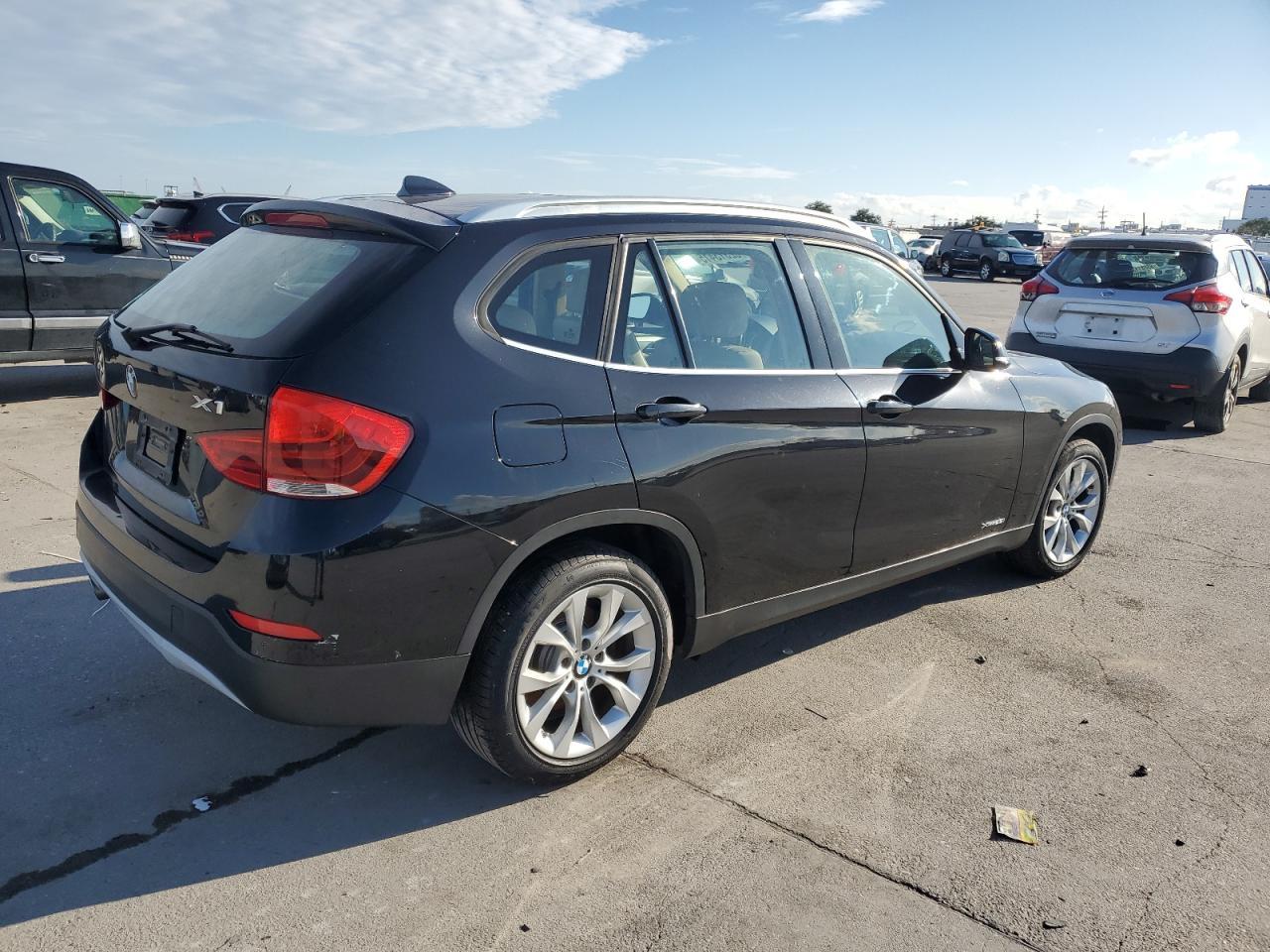 2013 BMW X1 xDrive28I - Фото 3