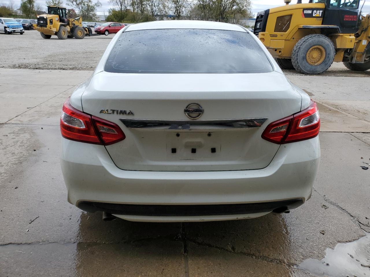 2016 Nissan Altima 2.5 - Фото 6