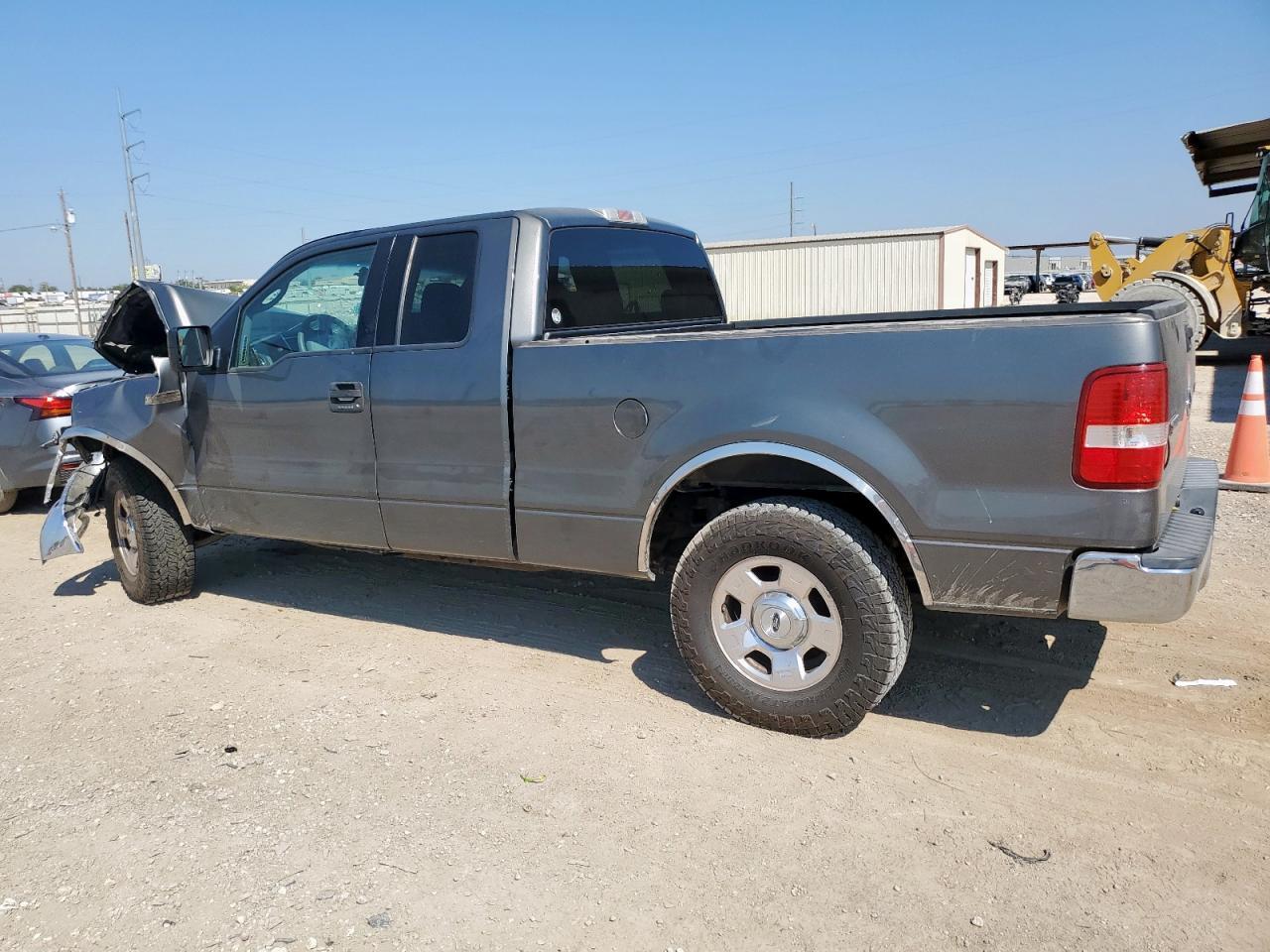 2004 Ford F150 - Фото 2