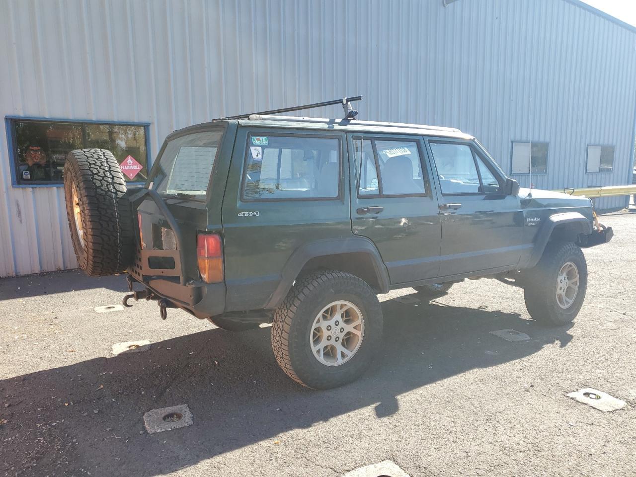 1996 Jeep Cherokee Sport - Image 3