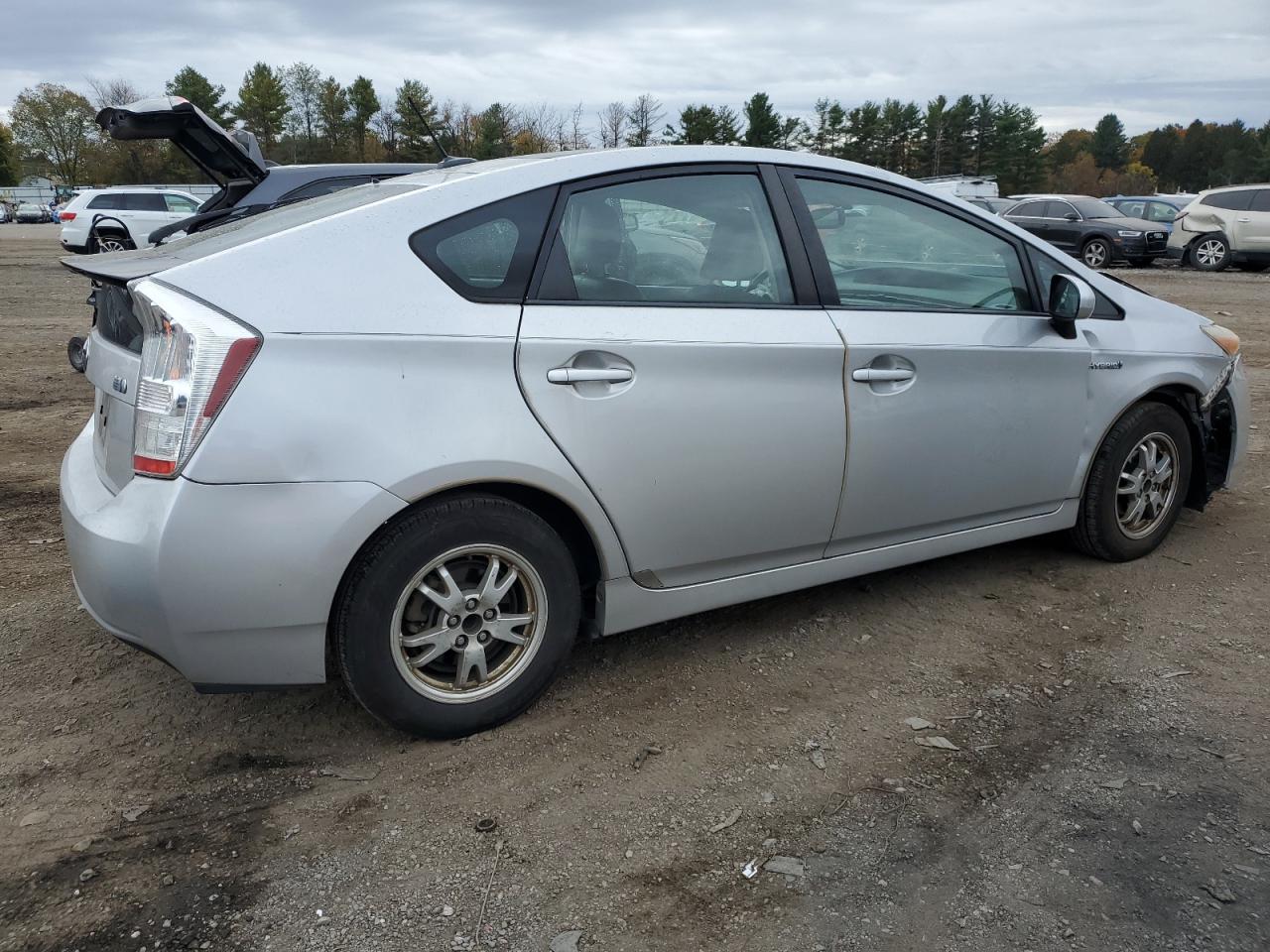 2011 Toyota Prius - Фото 3