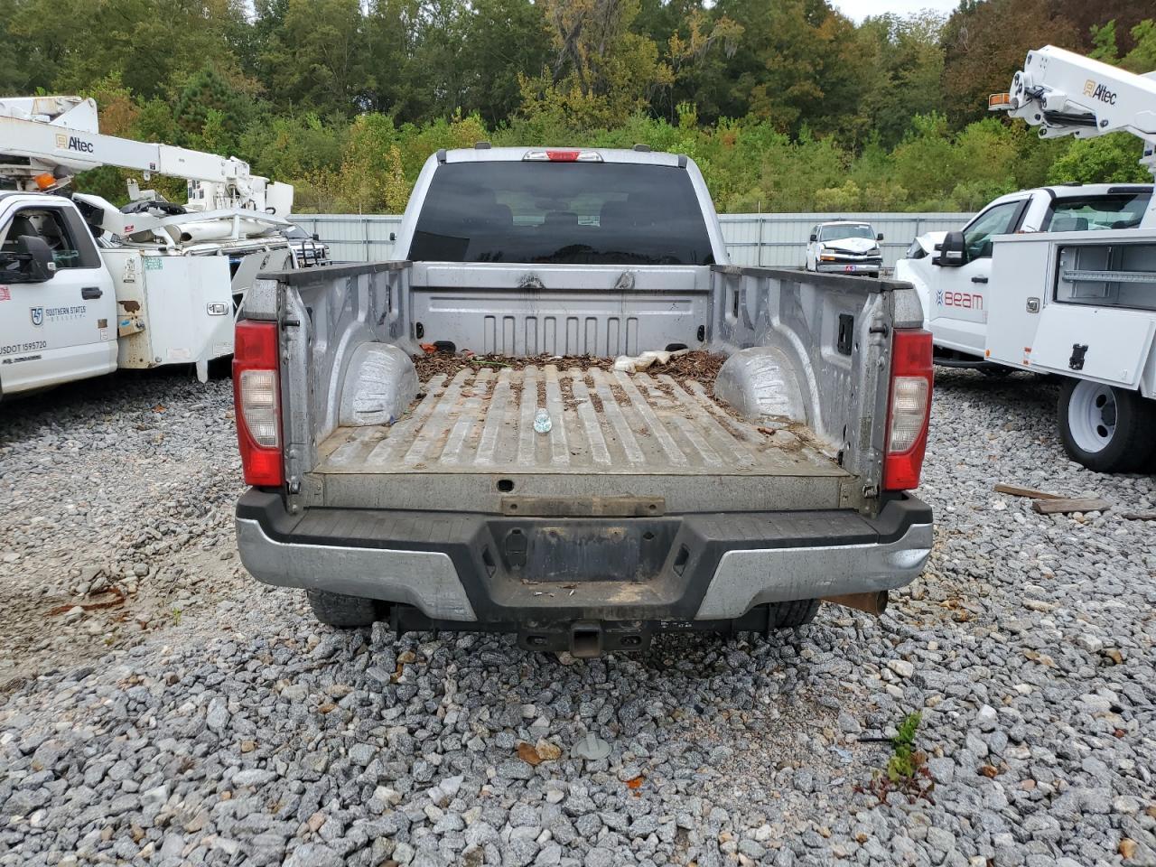 2021 Ford F250 Super Duty - Фото 6