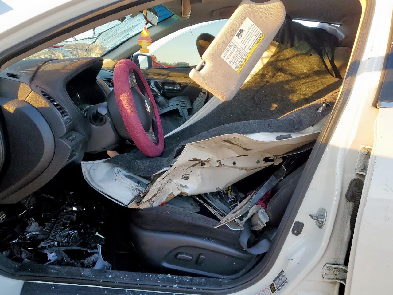 2014 Nissan Altima 2.5 - Image 7