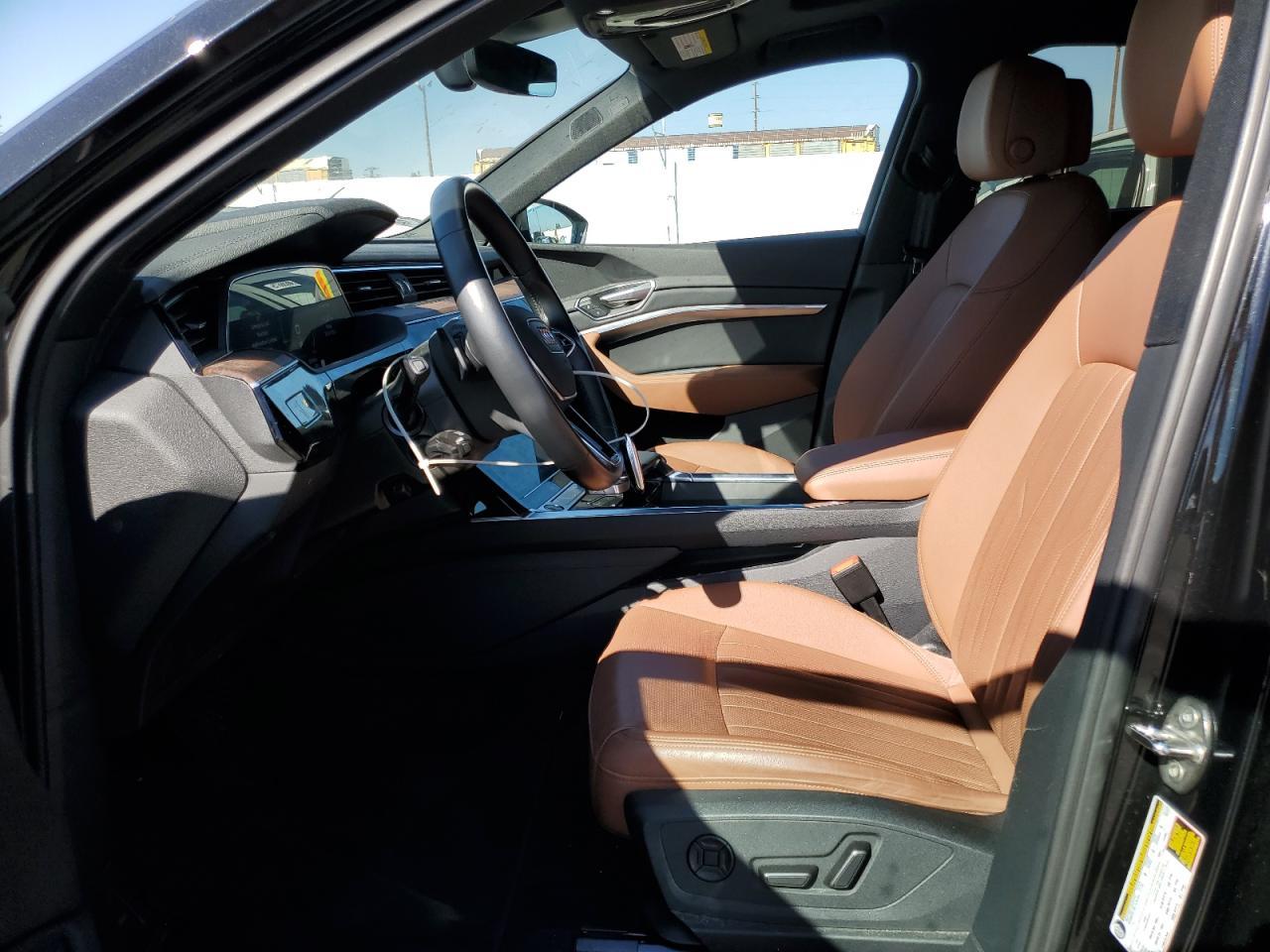 2022 Audi E-Tron Sportback Premium Plus - Image 7