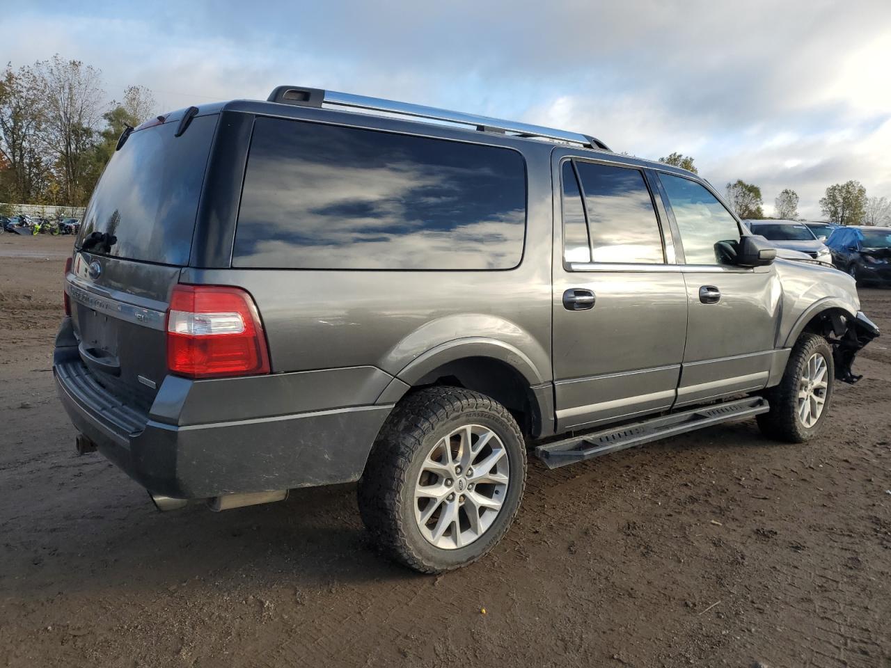 2017 Ford Expedition El Limited - Image 3