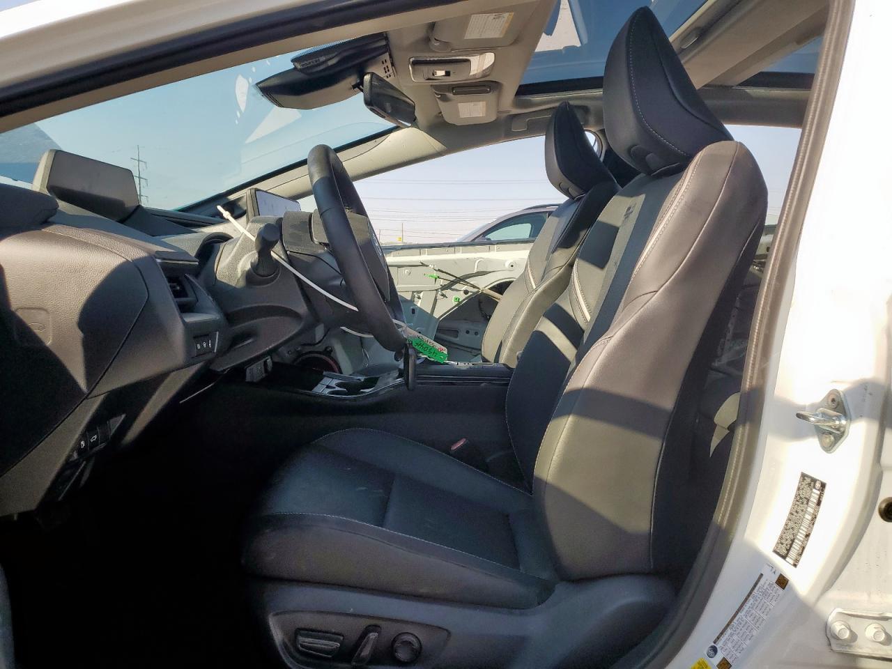 2024 Toyota Prius Limited - Фото 7