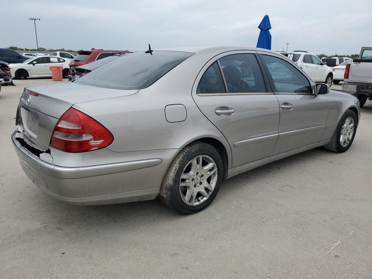 2003 Merz E 320 - Image 3